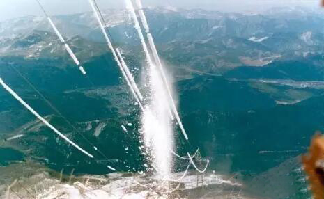 輸電線(xiàn)路覆冰在線(xiàn)監(jiān)測(cè)裝置 輸電線(xiàn)路覆冰在線(xiàn)監(jiān)測(cè)裝置